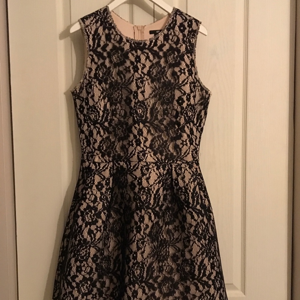 Pretty black and nude laced dress